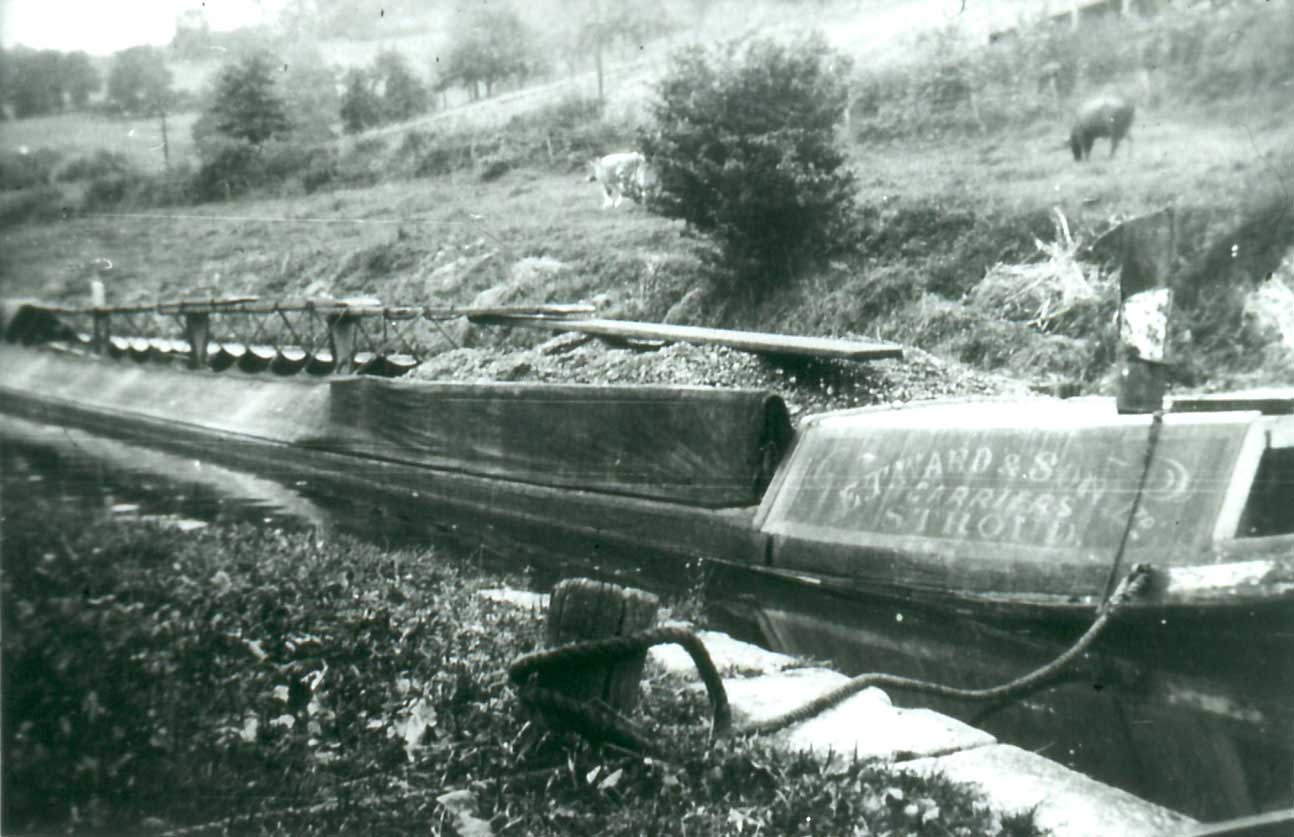 Last cargo of coal delivered to Ham Mill, 1933. (Stanley Gardiner Collection)