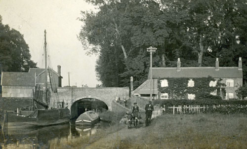 Pike Bridge and House (Howard Beard)