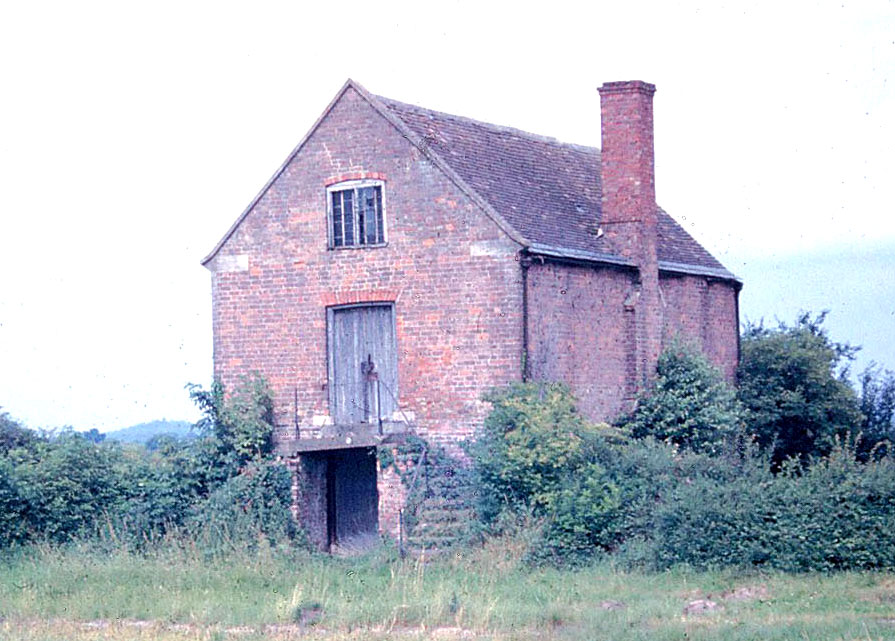 Framilode Warehouse (Richard Lord)