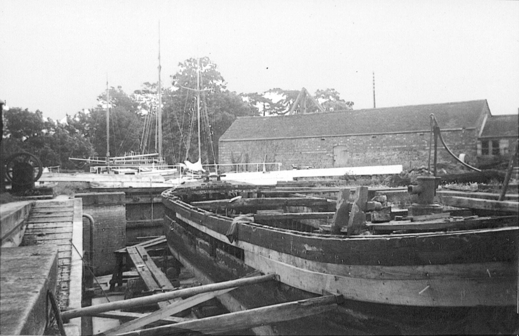 Junction Dry Dock 1950 (Railway & Canal Historical Society)